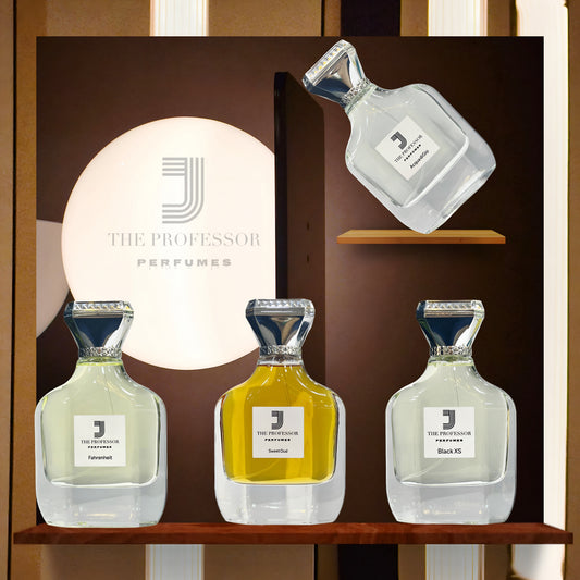 مجموعة من العطور الفاخرة تتألف من 4 روائح مختلفة